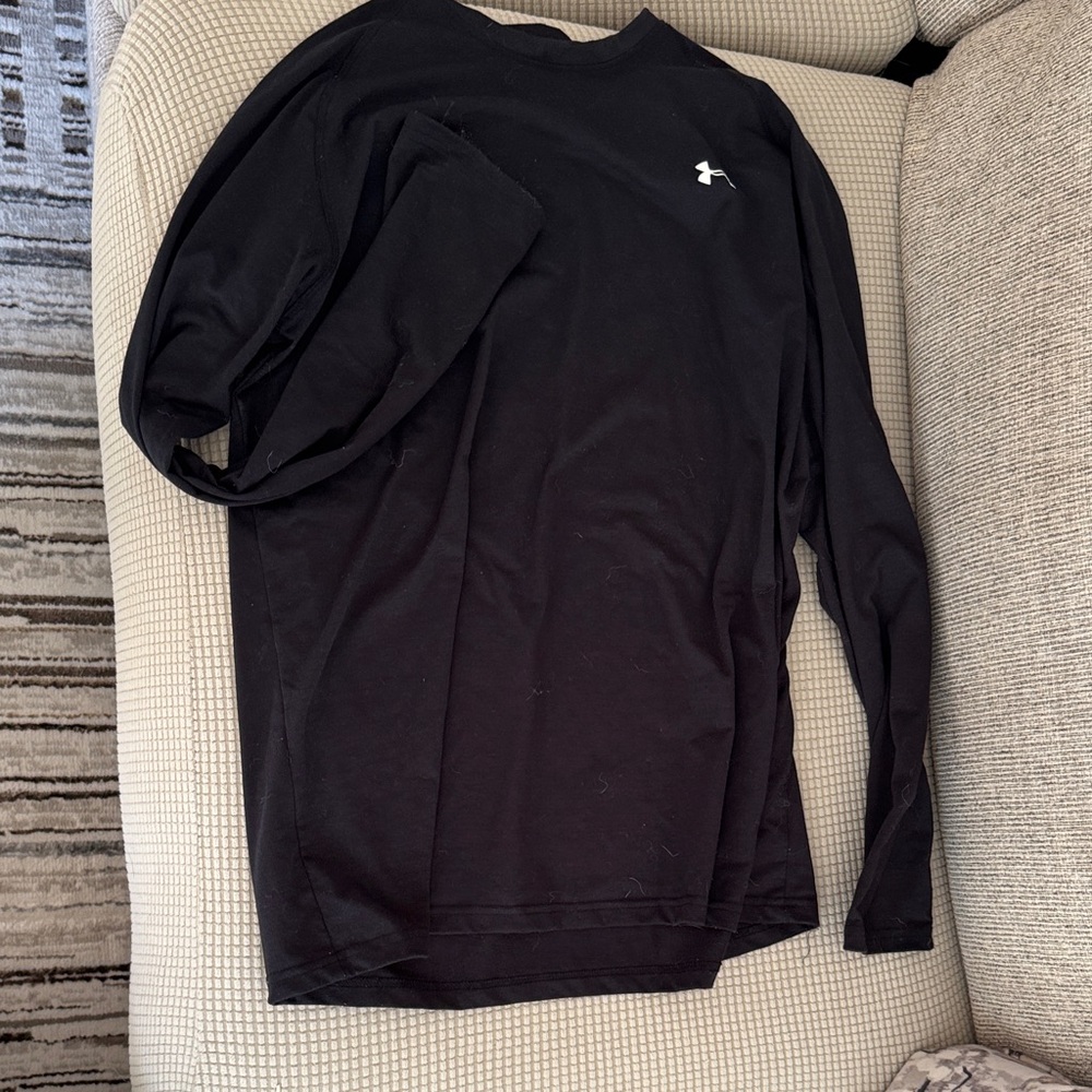 LG Men's underarmour loose fit Long Sleeve Tee